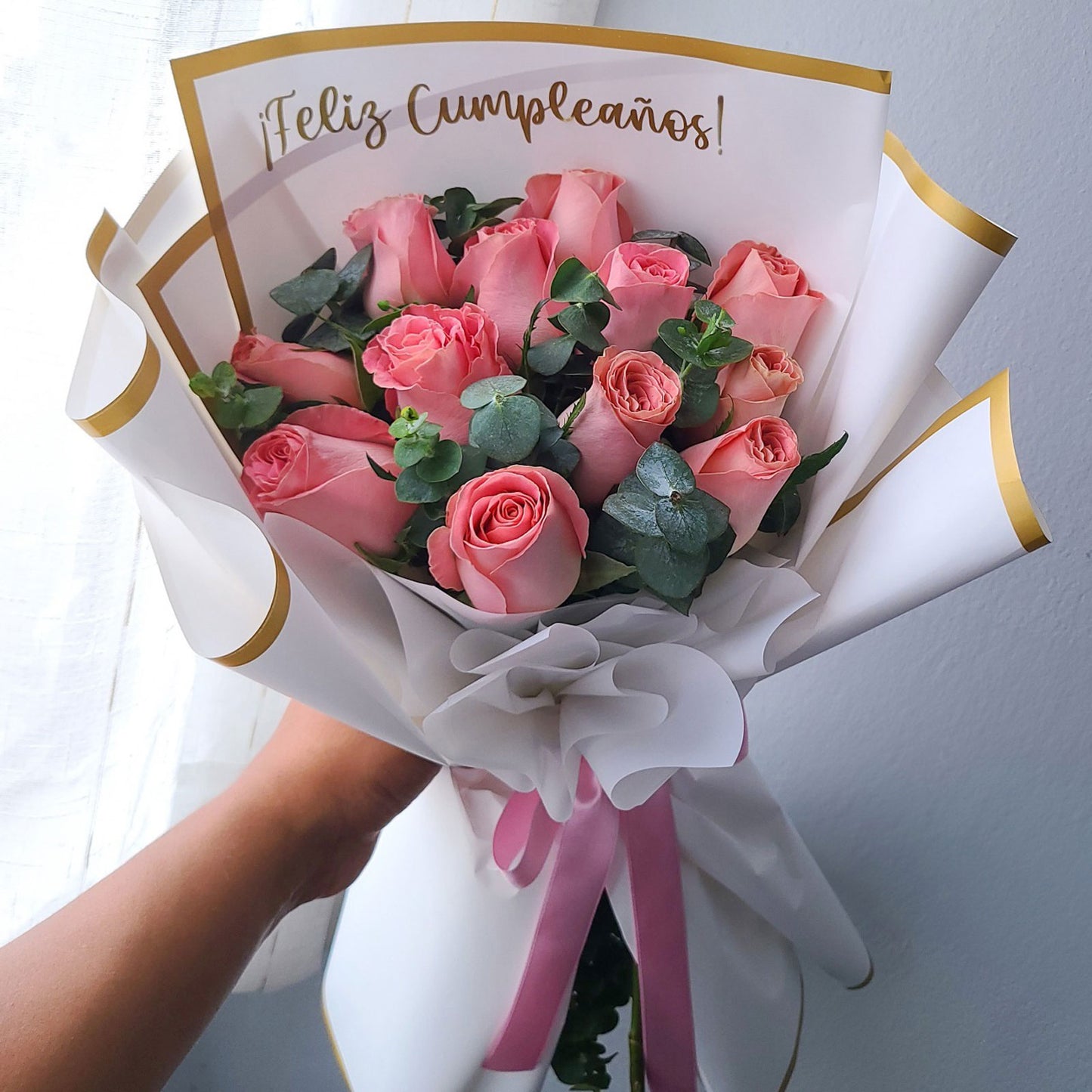 Ramo de 12 Rosas Personalizado