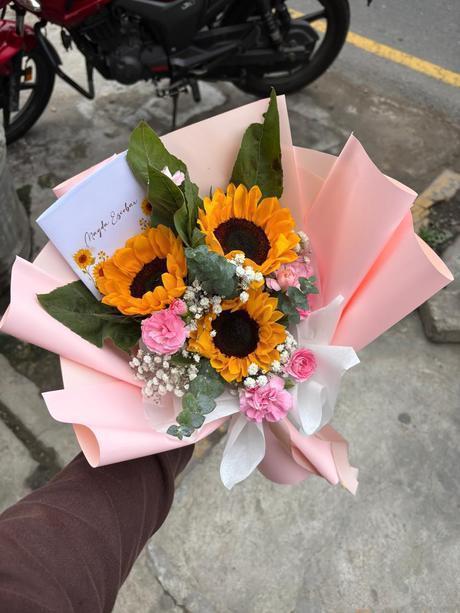 Bouquet de 3 Girasoles - Delirio Florería